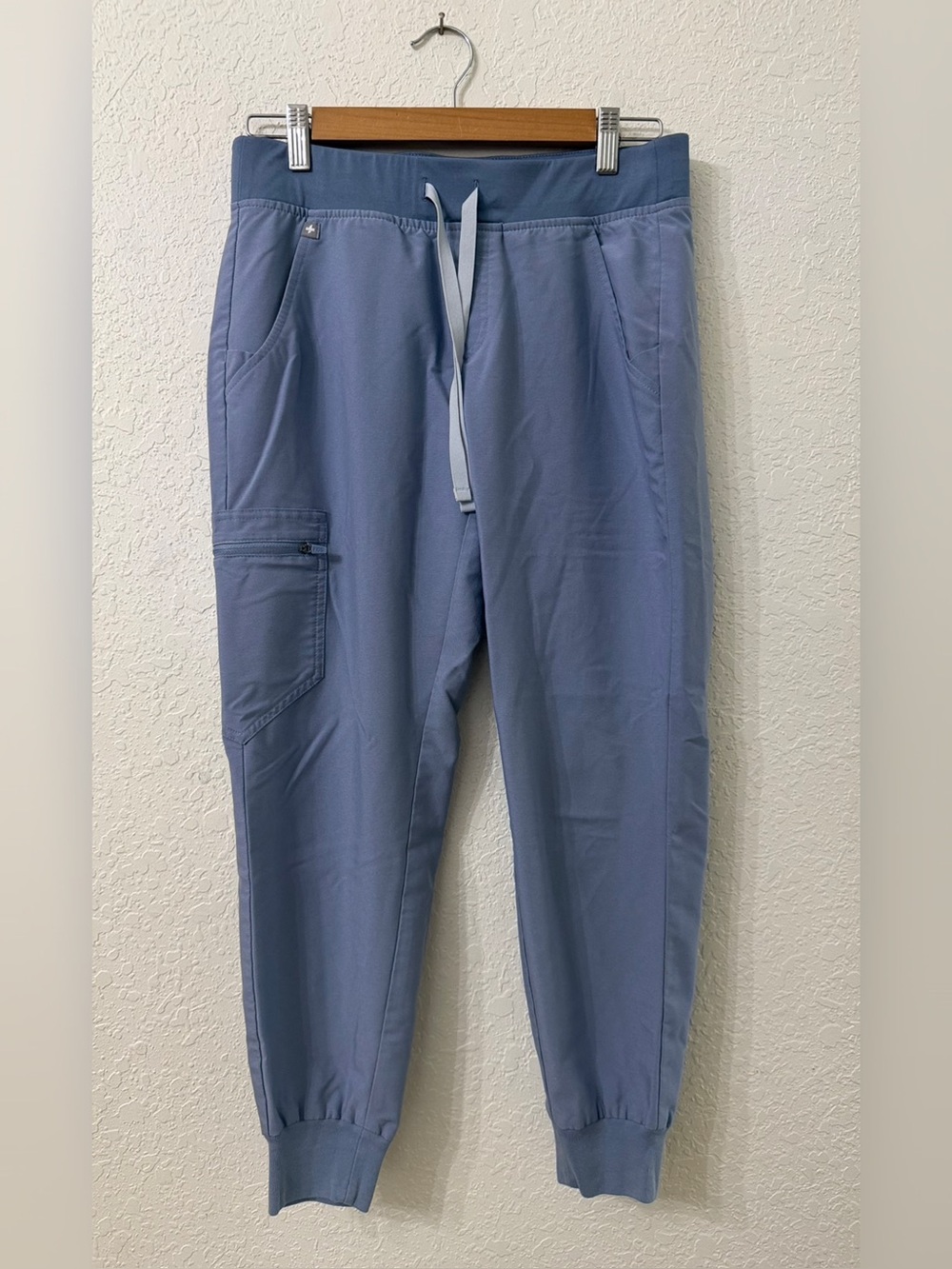 Figs Zamora Jogger Scrub Pants in Vapor Blue Size SP